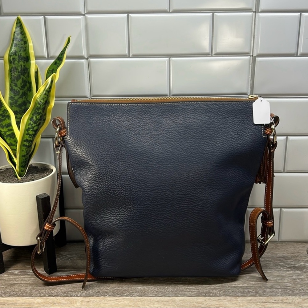 Dooney & Bourke Navy Dixon Hobo Pebble Leather Crossbody Bag! GUC!! - Picture 2 of 15